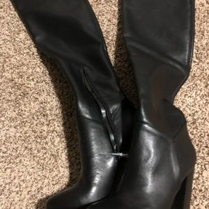 Jessica simpson high knee boots size 8.5(sold)